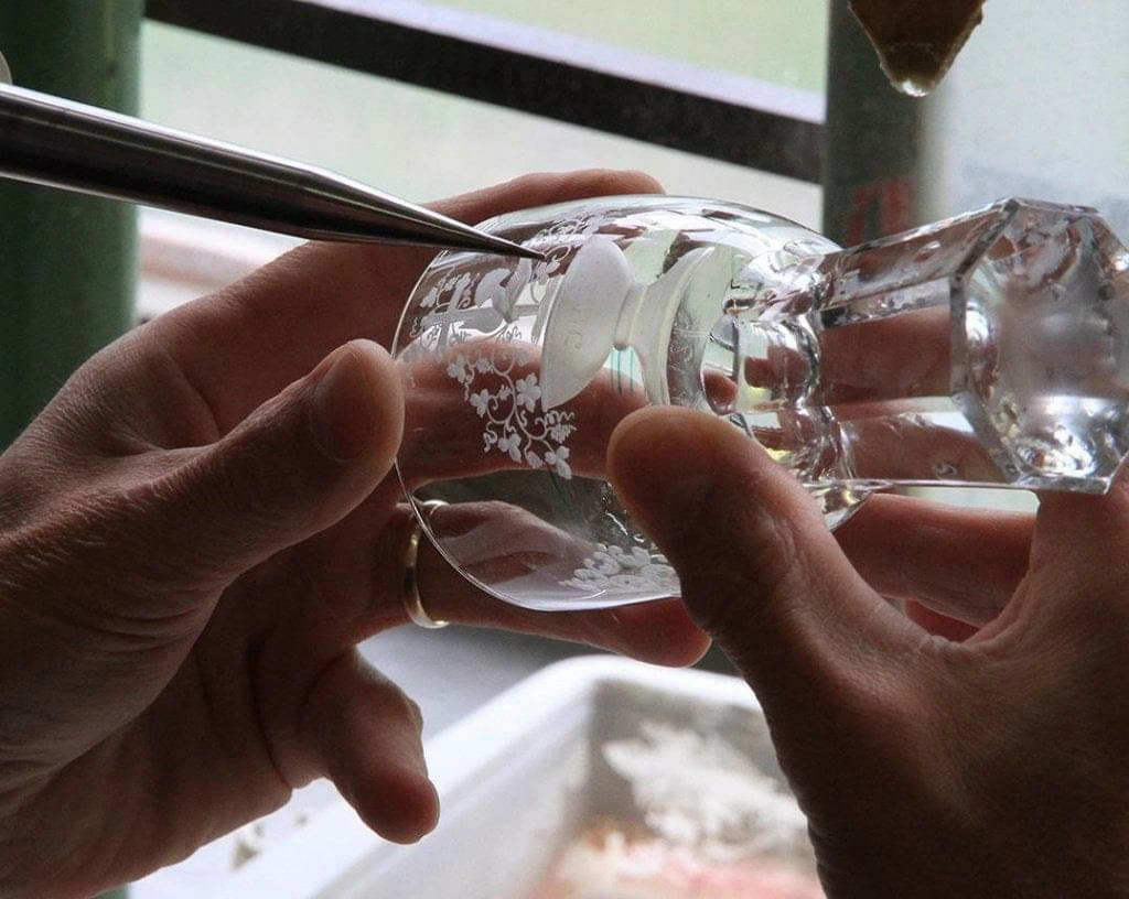 Ищем истинный хрусталь!