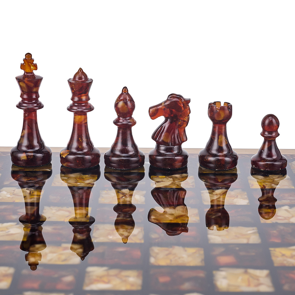 Шахматы с инкрустацией и фигурами из янтаря 28х28 см - интернет магазин Русь Велика я фото 3