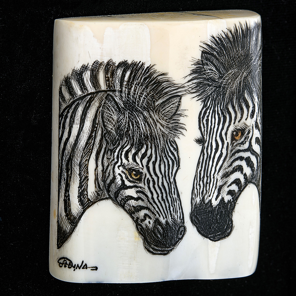 Панно из кости «Зебры» 23,5 х 23,5 см - интернет магазин Русь Велика я фото 1