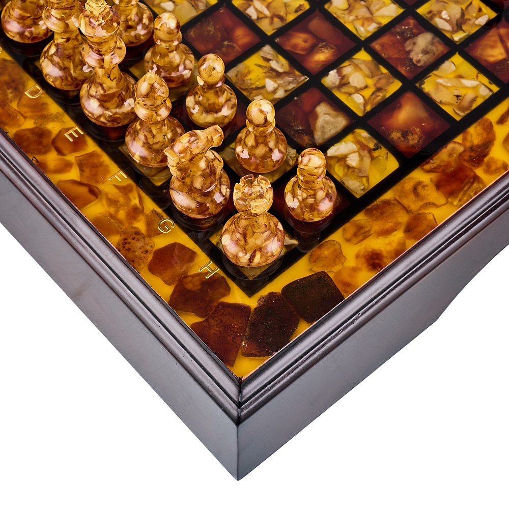 Шахматы с инкрустацией и фигурами из янтаря 30х30 см - интернет магазин Русь Велика я фото 9