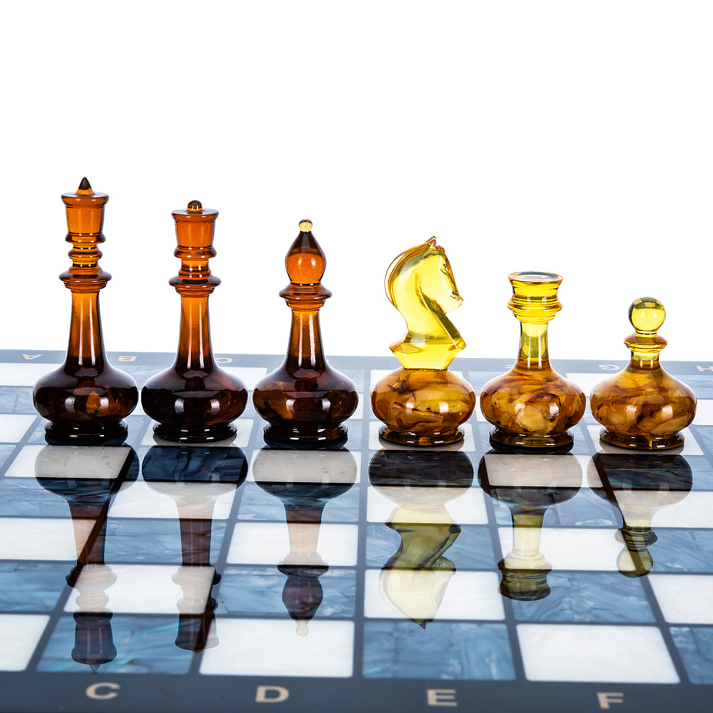Шахматы с перламутром и янтарными фигурами 45х45 см - интернет магазин Русь Велика я фото 2