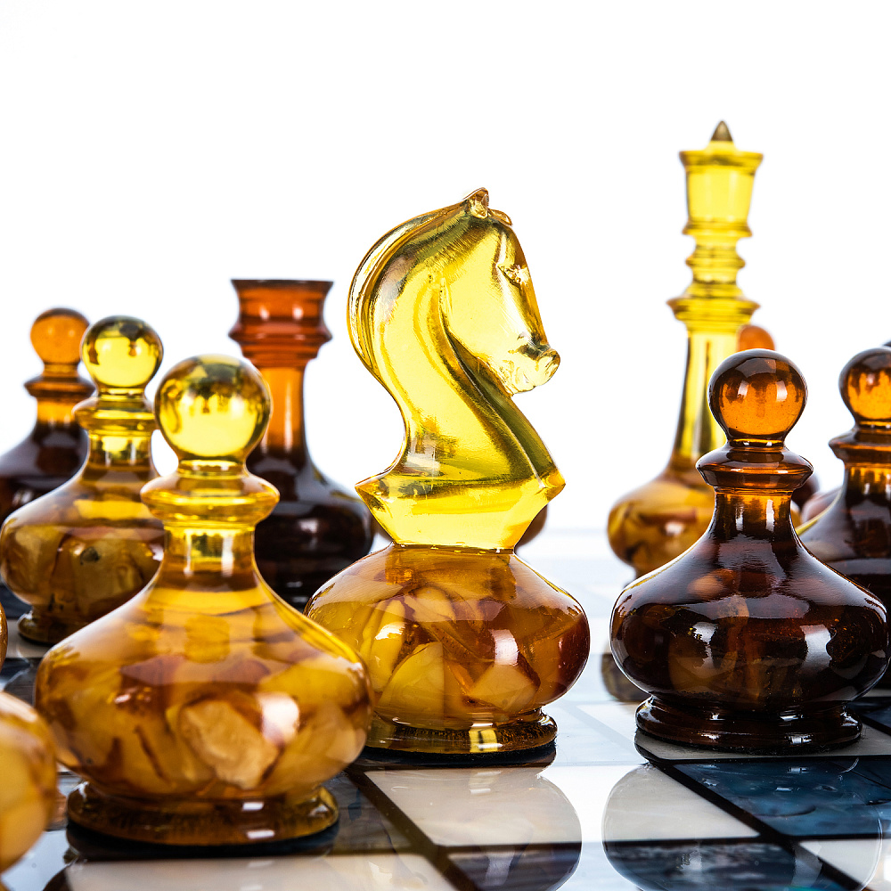 Шахматы с перламутром и янтарными фигурами 45х45 см - интернет магазин Русь Велика я фото 6