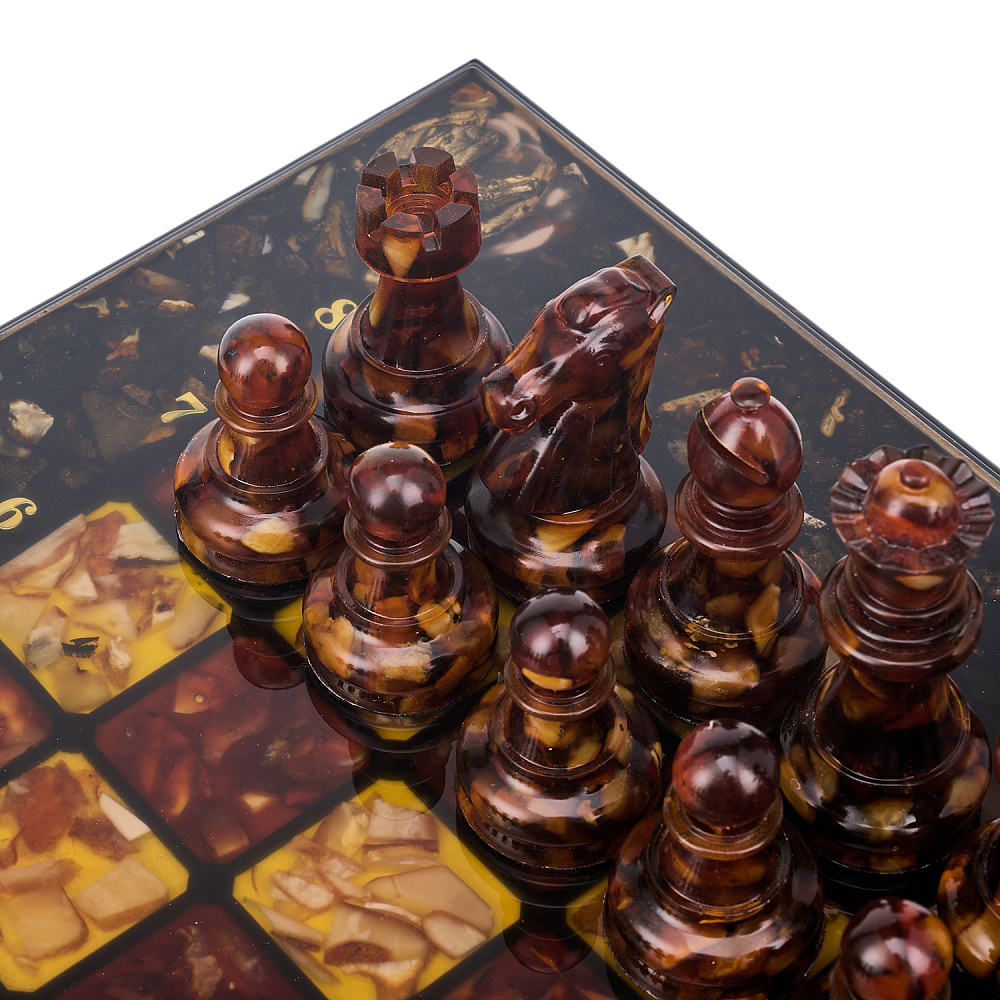 Шахматы с инкрустацией и фигурами из янтаря «Камелот» 45х45 см - интернет магазин Русь Велика я фото 12