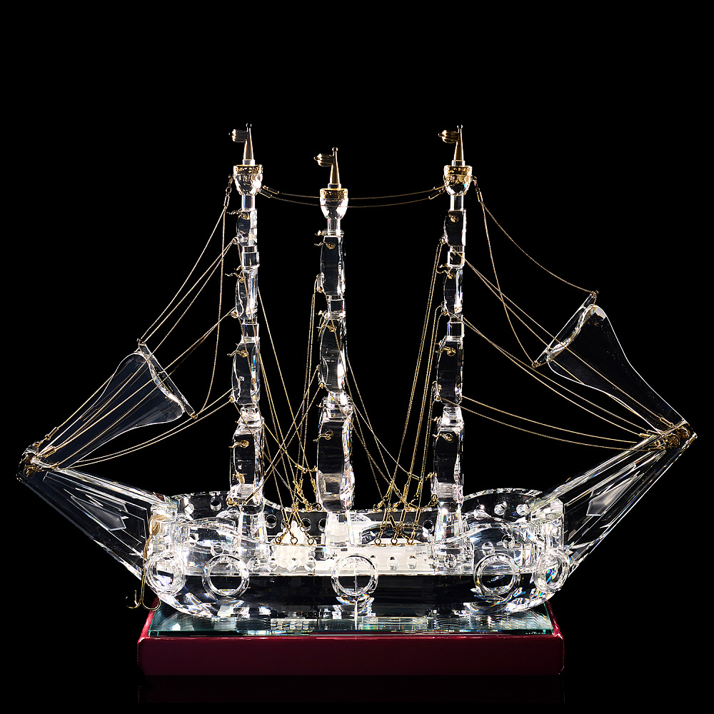 Скульптура из хрусталя «Корабль» - интернет магазин Русь Велика я фото 1