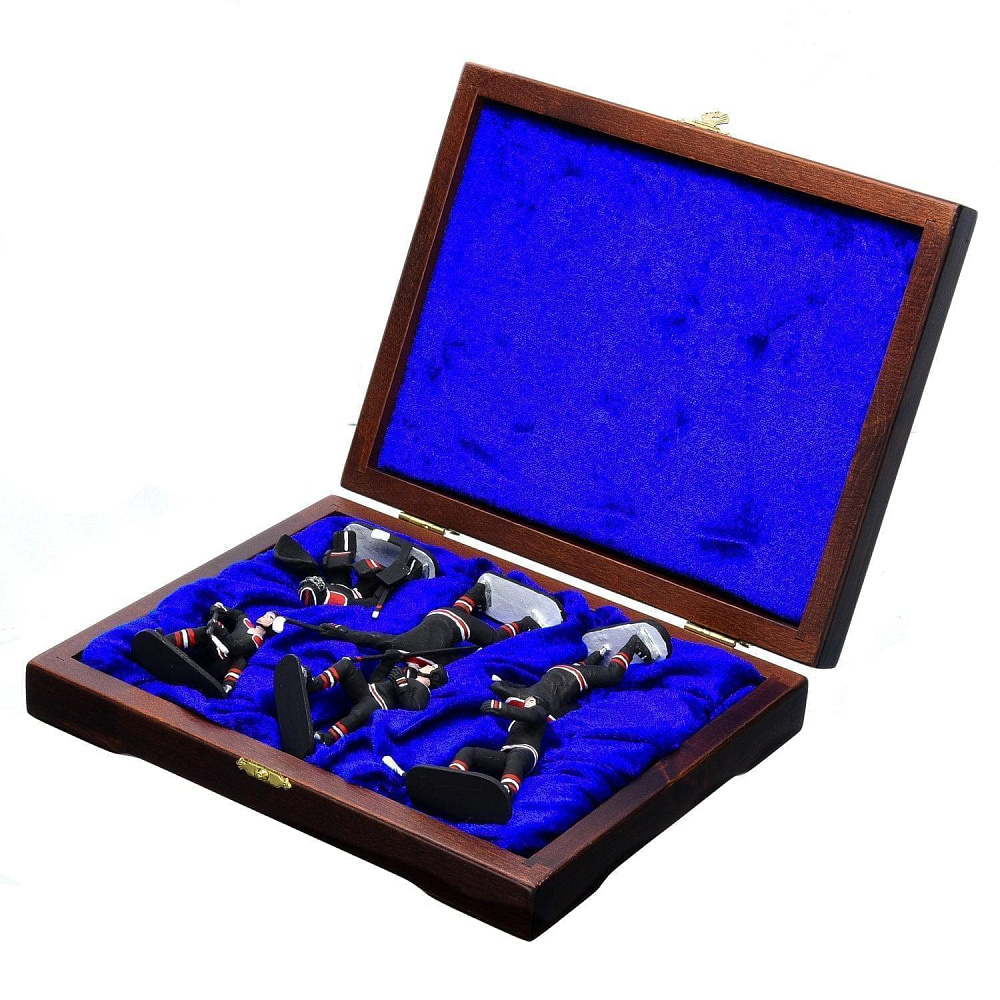 Оловянная миниатюра «Хоккей» (цвет красно-черный) в шкатулке - интернет магазин Русь Велика я фото 7