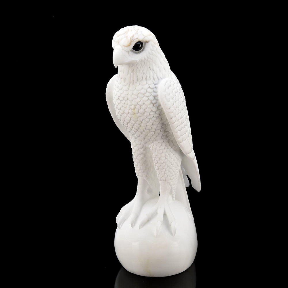 Скульптура из камня «Кречет» - интернет магазин Русь Велика я 