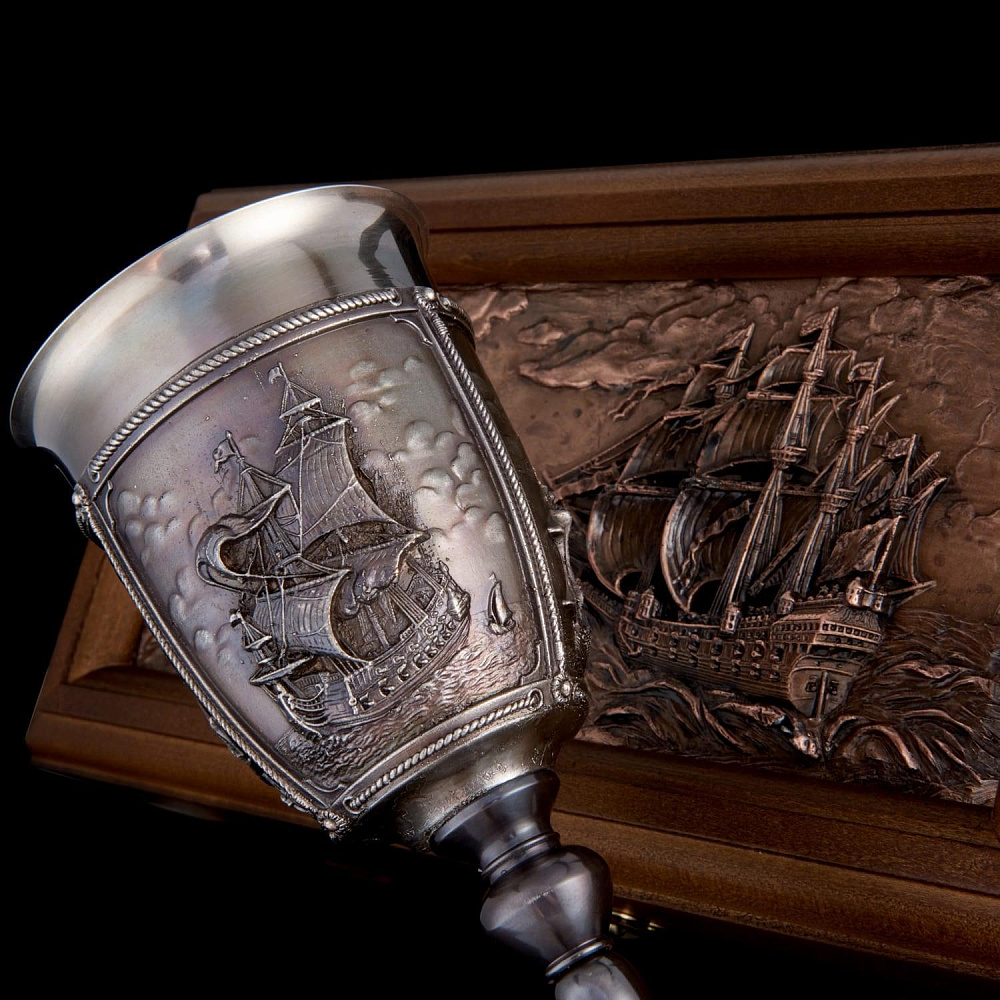 Кубок из латуни и меди «Фрегат» в подарочной деревянной шкатулке - интернет магазин Русь Велика я фото 6