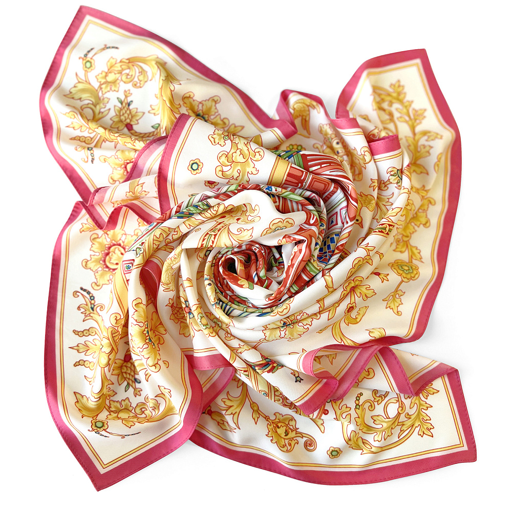 Платок шелковый «Собор Василия Блаженного» 90х90 см - интернет магазин Русь Велика я фото 1