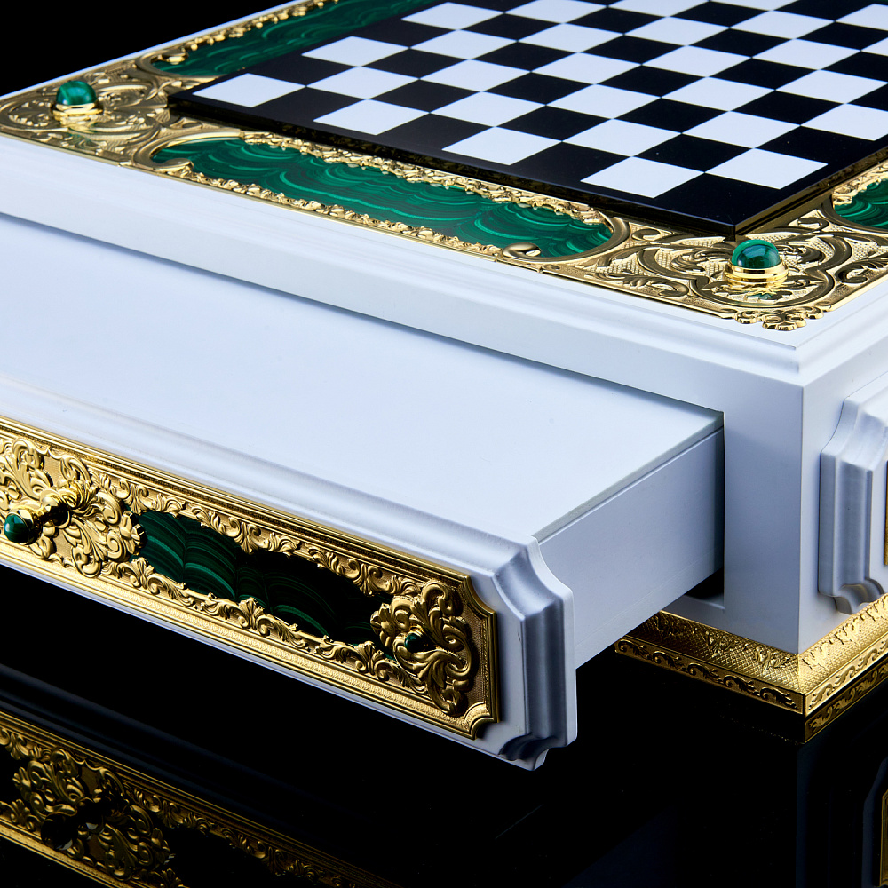 Шахматы «Баталия» в ларце из малахита 54х54 см. Златоуст - интернет магазин Русь Велика я фото 7