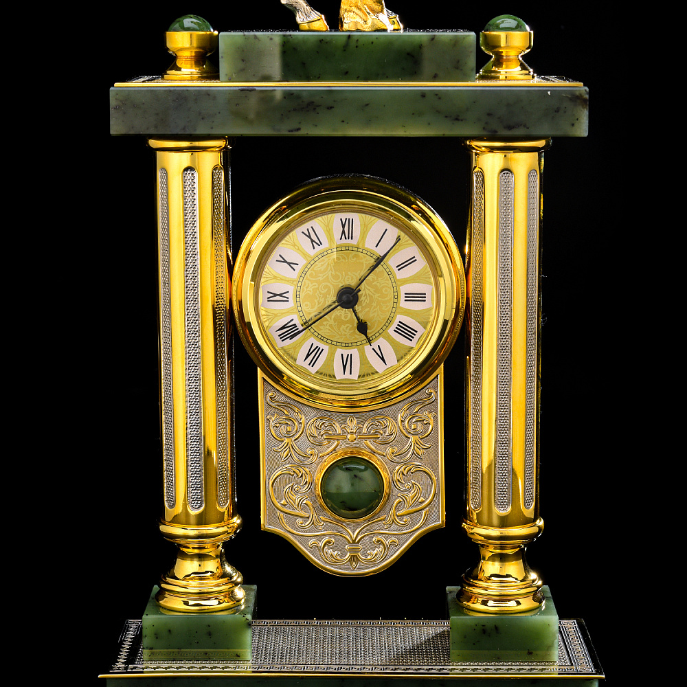 Лошадь Символ 2026 года. Часы настольные «Конь с попоной». Златоуст - интернет магазин Русь Велика я фото 4