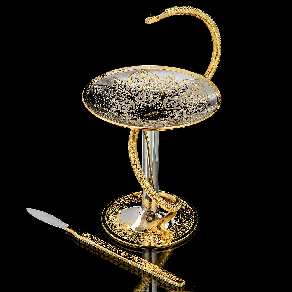 Змея Символ года 2025. Скальпель сувенирный в чаше. Златоуст - интернет магазин Русь Велика я фото 1