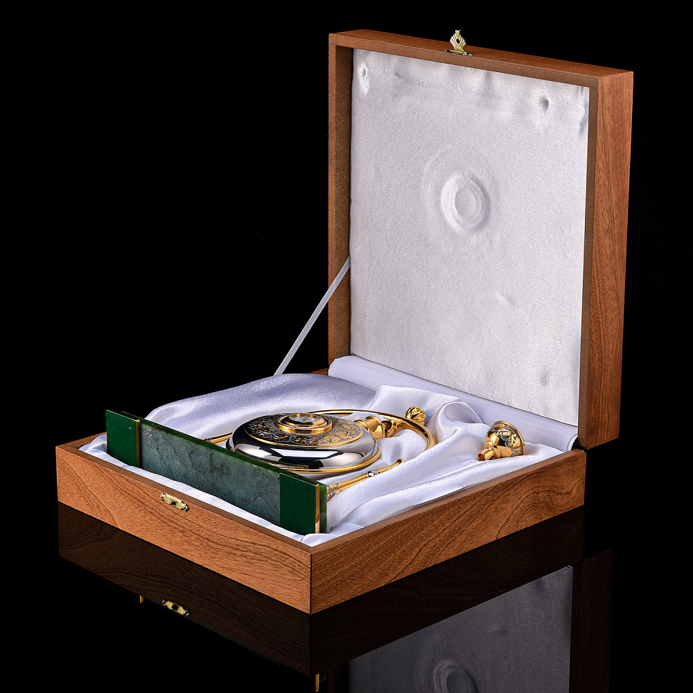 Настольные часы-фляга с нефритом. Златоуст - интернет магазин Русь Велика я фото 7