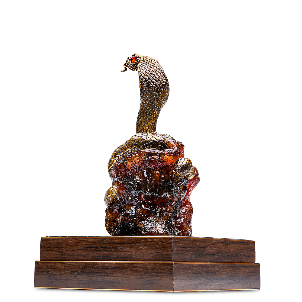 Змея Символ 2025 года. Сувенир из бронзы и янтаря «Королевская кобра» - интернет магазин Русь Велика я фото 5