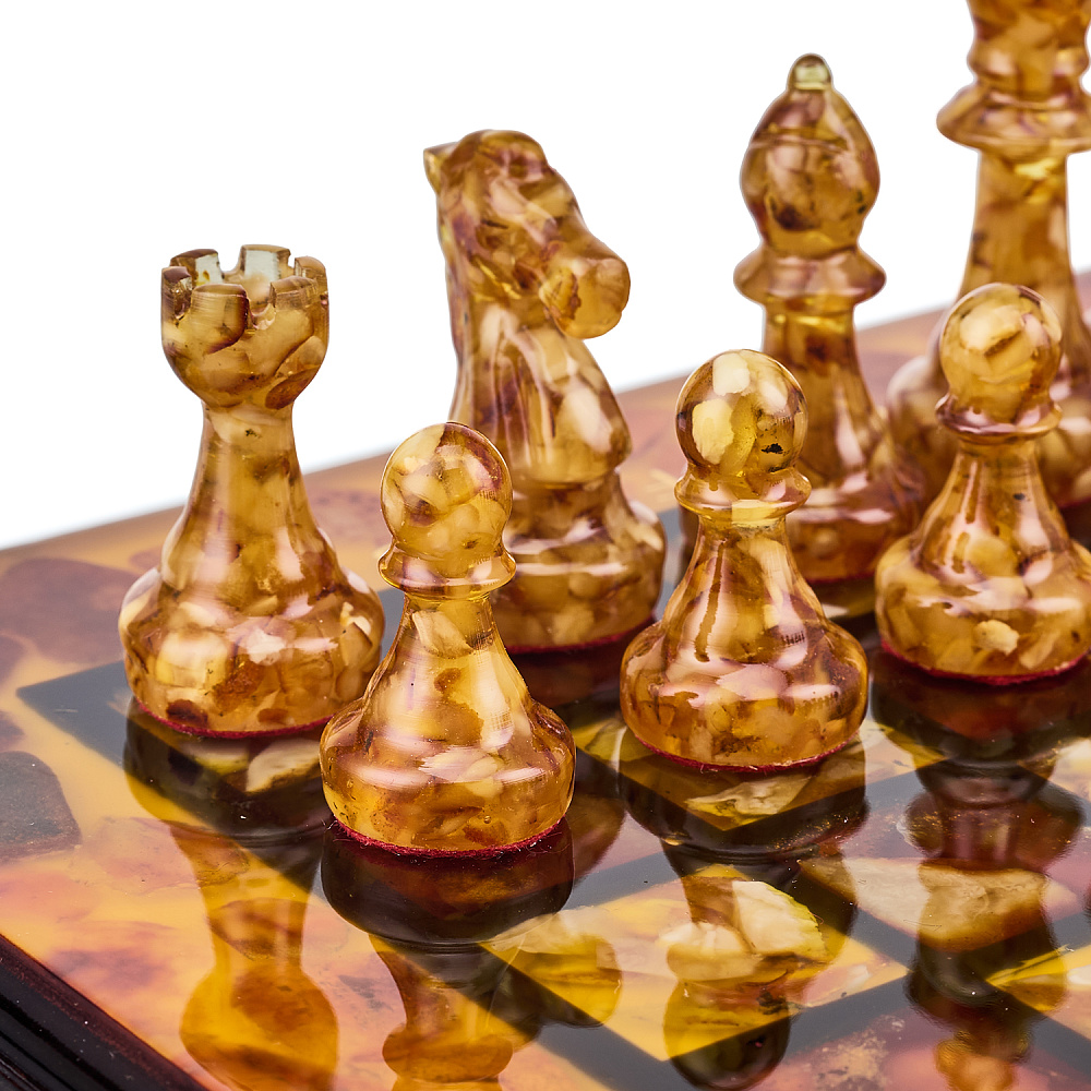 Шахматы с инкрустацией и фигурами из янтаря 30х30 см - интернет магазин Русь Велика я фото 5