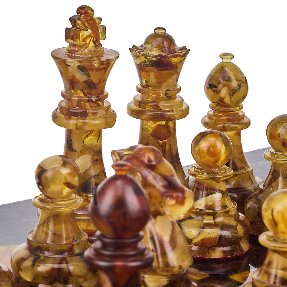 Шахматы с инкрустацией и фигурами из янтаря «Камелот» 45х45 см - интернет магазин Русь Велика я фото 6