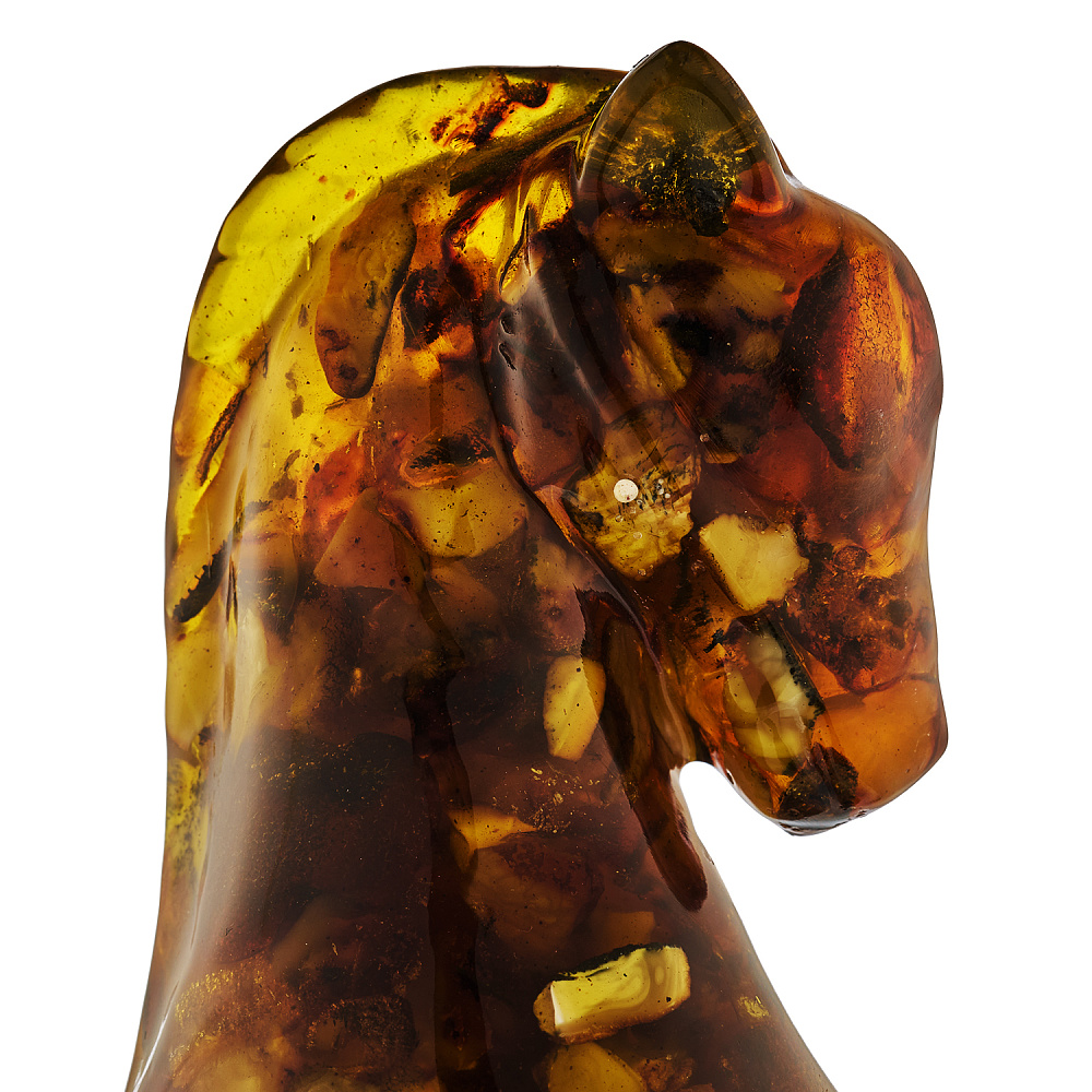 Лошадь Символ 2026 года. Шахматная фигура из янтаря «Конь» - интернет магазин Русь Велика я фото 3