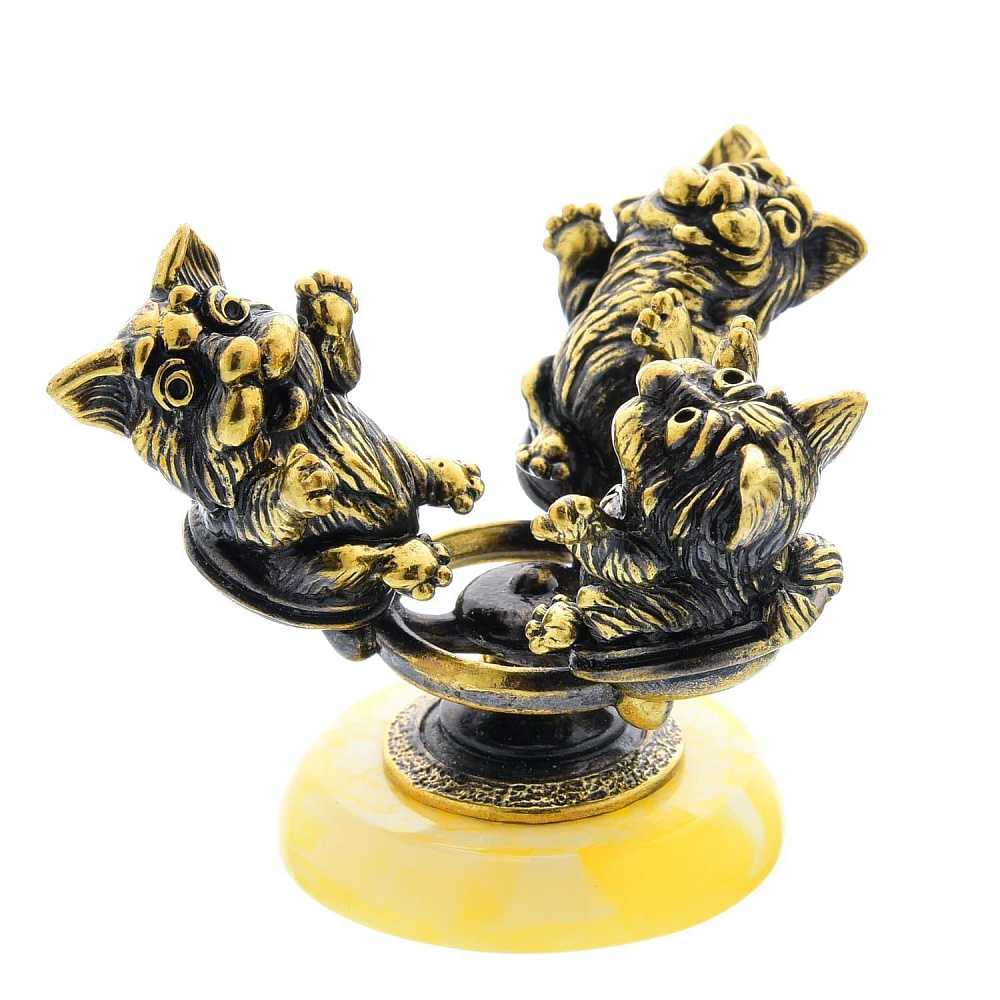 Статуэтка с янтарем «Коты на карусели» - интернет магазин Русь Велика я 