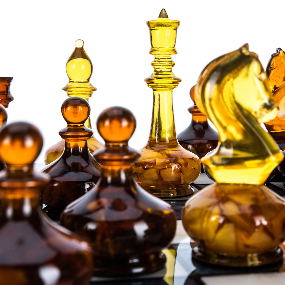 Шахматы с перламутром и янтарными фигурами 45х45 см - интернет магазин Русь Велика я фото 10
