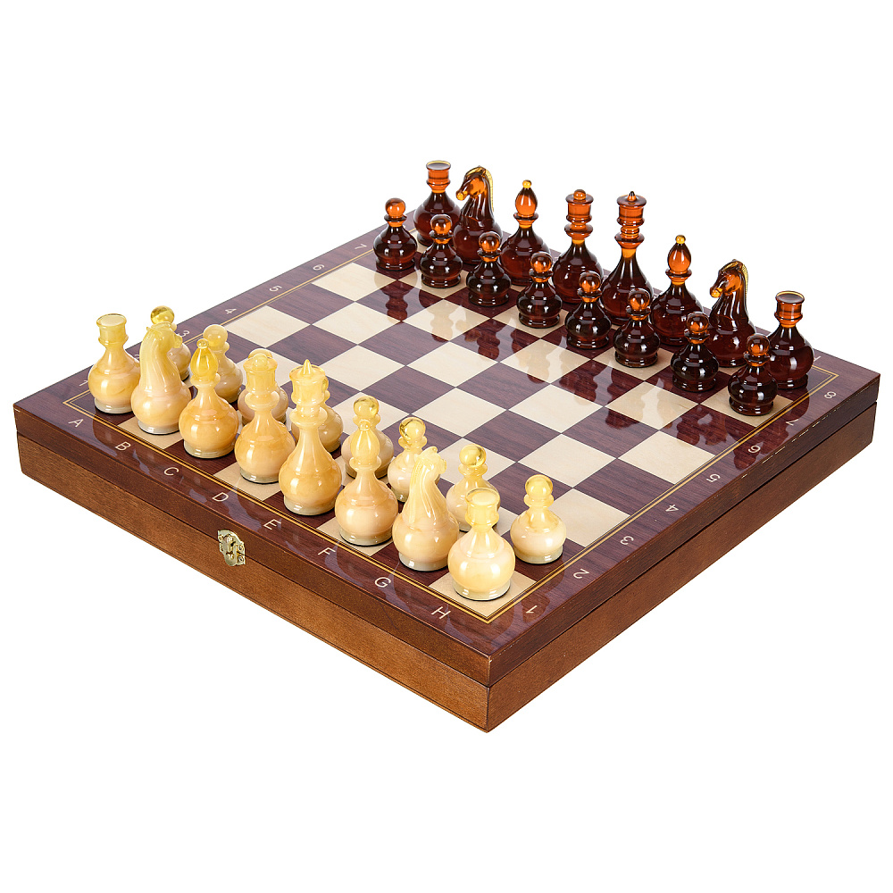 Шахматы с янтарными фигурами «Статус» 37х37 см - интернет магазин Русь Велика я 