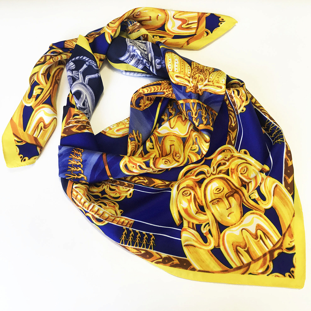 Шелковый платок «Пермский звериный стиль» 90х90 см - интернет магазин Русь Велика я фото 1