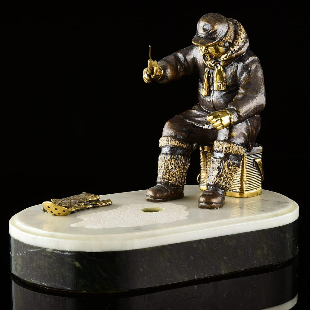 Бронзовая статуэтка «Зимняя рыбалка» - интернет магазин Русь Велика я 