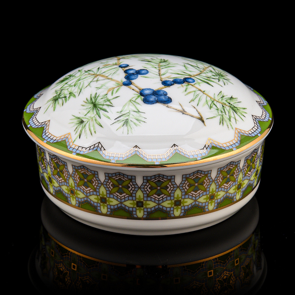 Туалетная коробочка «Можжевельник ароматный». Форма Круглая. ИФЗ - интернет магазин Русь Велика я 