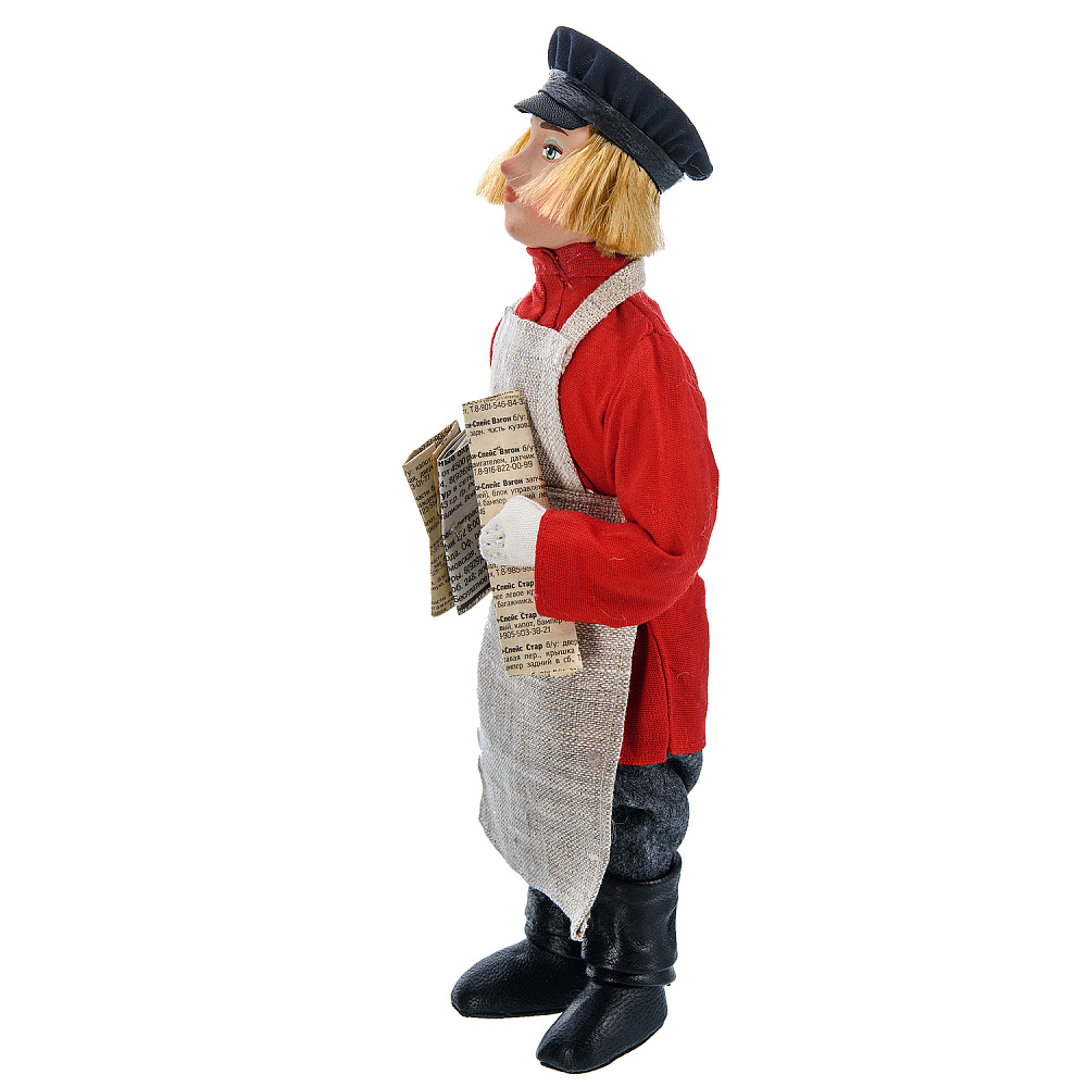 Коллекционная кукла ручной работы «Мальчик-газетчик» - интернет магазин Русь Велика я фото 2