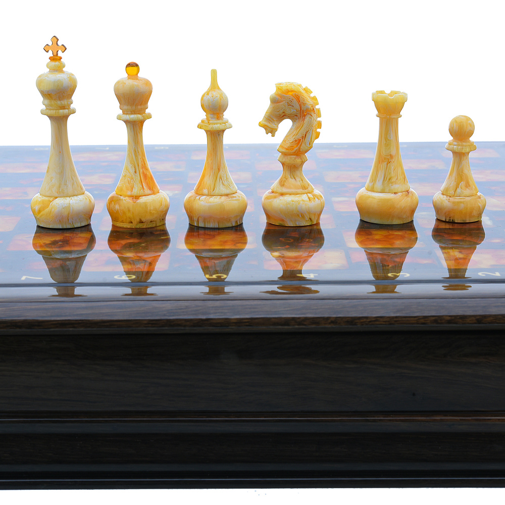 Шахматы из мореного дуба с янтарными фигурами 44х44 см - интернет магазин Русь Велика я фото 3