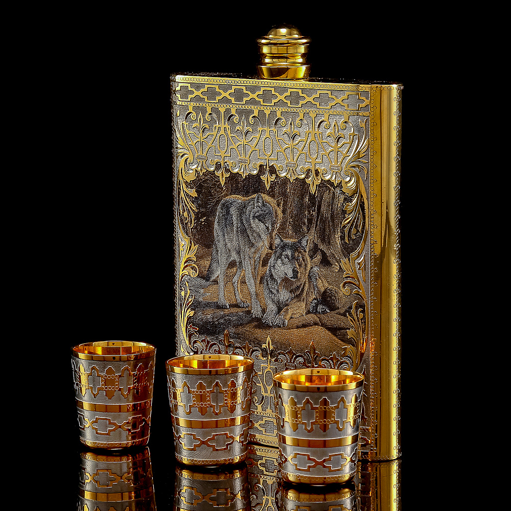 Питейный набор с флягой «Охотничий. Волки». Златоуст - интернет магазин Русь Велика я фото 1