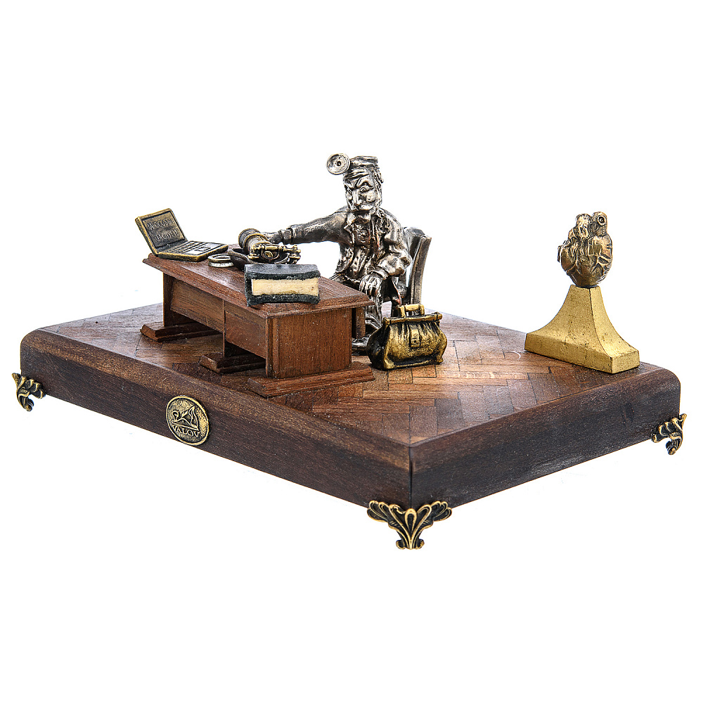 Бронзовая статуэтка «Доктор» - интернет магазин Русь Велика я фото 1