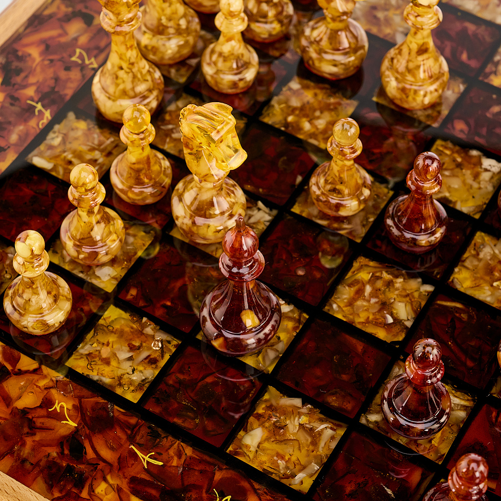 Шахматы с инкрустацией и фигурами из янтаря 37х37 см - интернет магазин Русь Велика я фото 11