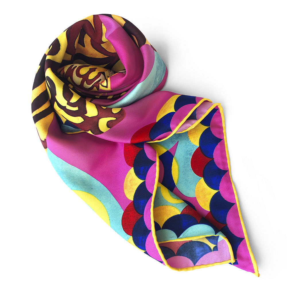 Платок шелковый «Амурский тигр» 90х90 см - интернет магазин Русь Велика я фото 1