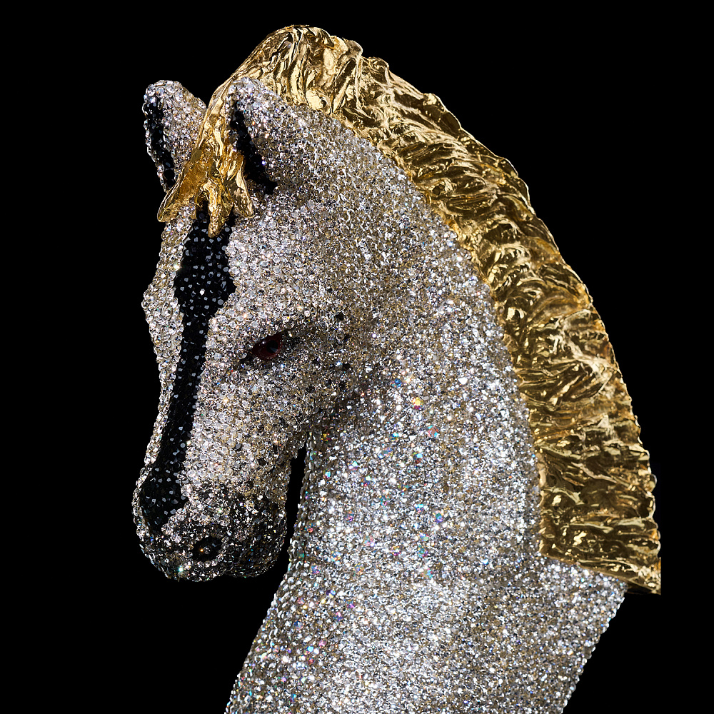 Лошадь Символ 2026 года. Скульптура со стразами «Конь» - интернет магазин Русь Велика я фото 1