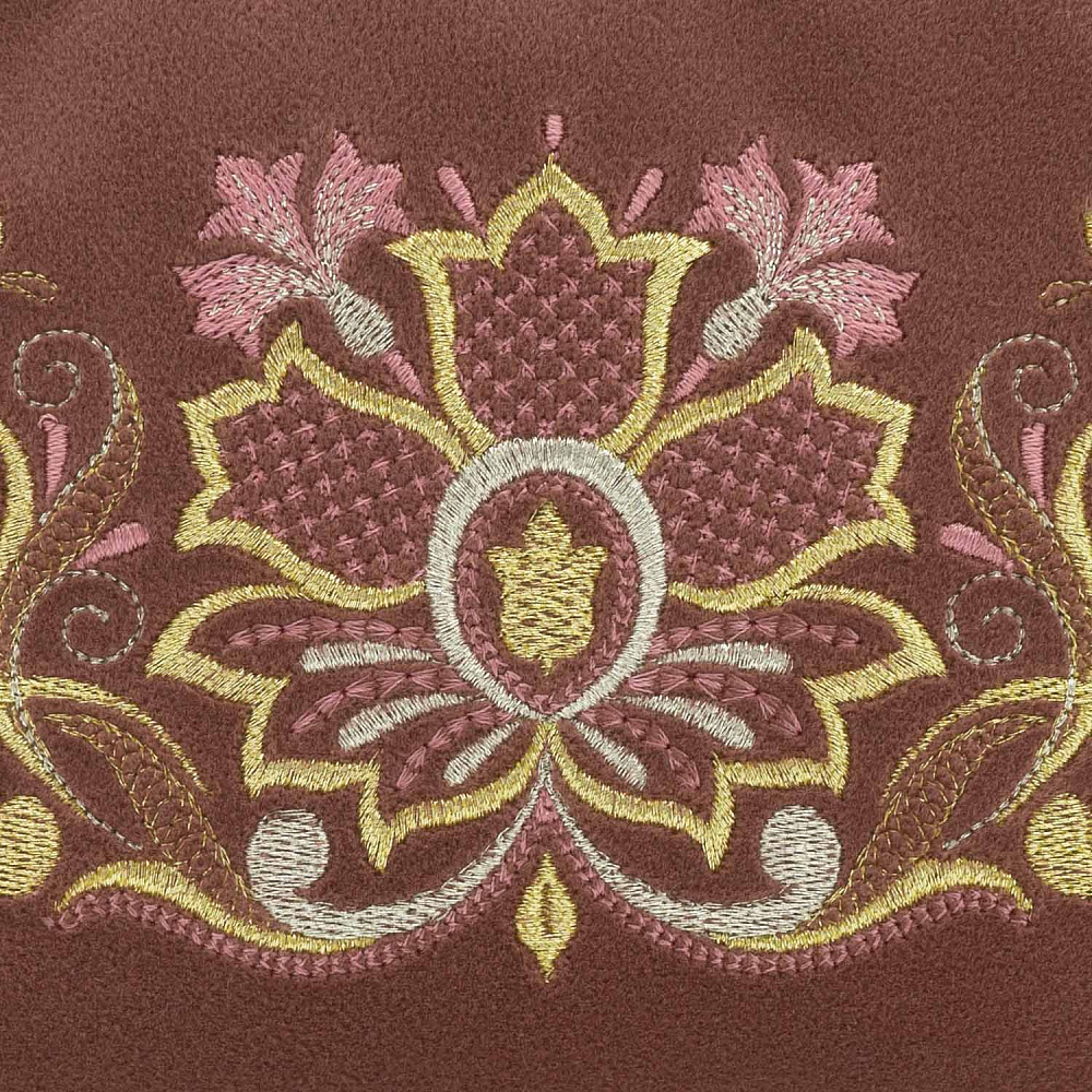 Косметичка «Аромат васильков». Тамно-розовая с вышивкой - интернет магазин Русь Велика я фото 2