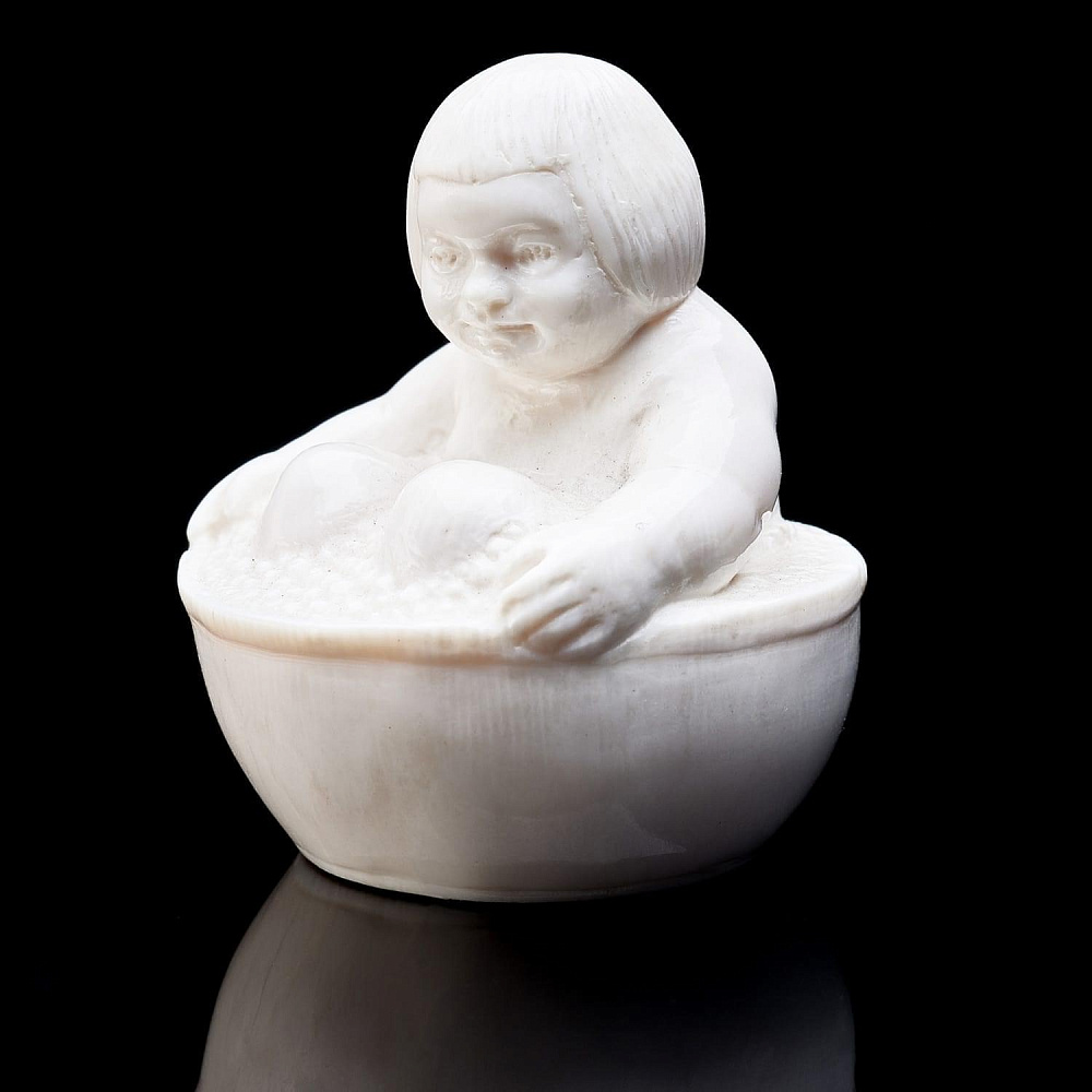 Статуэтка из бивня мамонта «Девочка в тазике» - интернет магазин Русь Велика я 