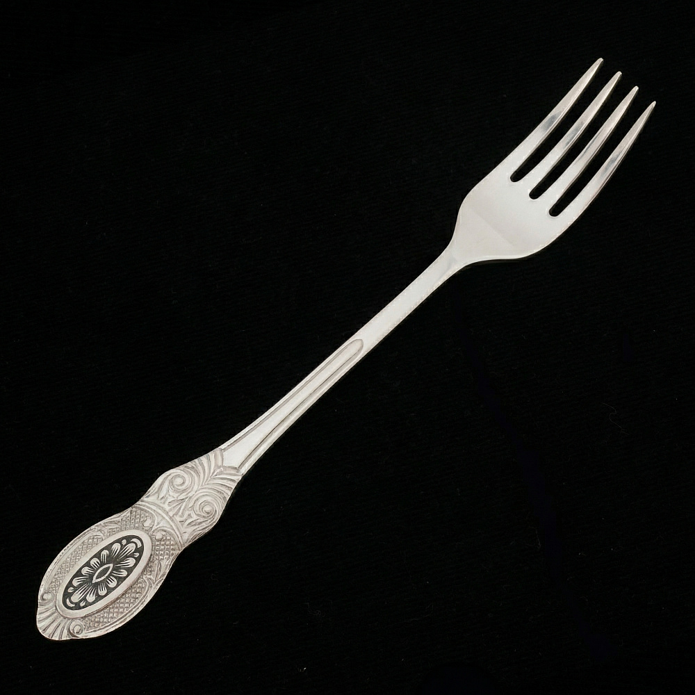Вилка десертная из серебра 925* - интернет магазин Русь Велика я 