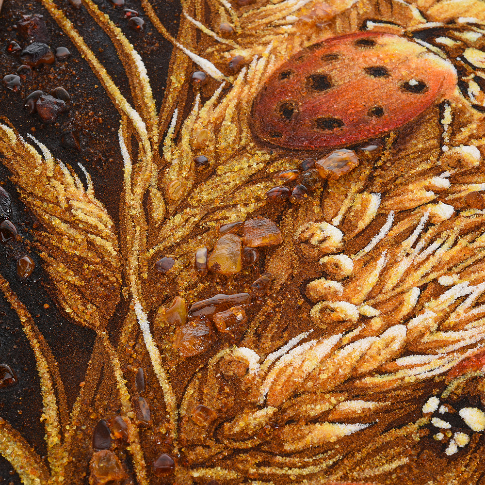 Картина янтарная «Божья коровка. Семья» 60х40 см - интернет магазин Русь Велика я фото 2