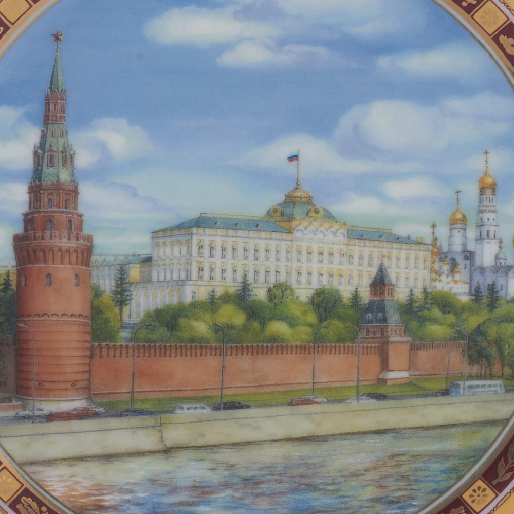 Сувенирная тарелка «Кремль». Средняя 1 - интернет магазин Русь Велика я фото 1