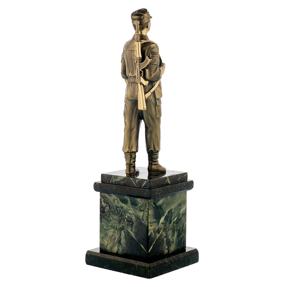 Статуэтка из бронзы и камня «Пограничник» - интернет магазин Русь Велика я фото 2