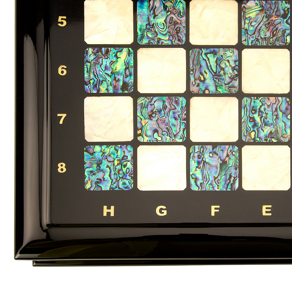 Шахматный ларец с натуральным перламутром и фигурами из кости и дерева 45х45 см - интернет магазин Русь Велика я фото 7