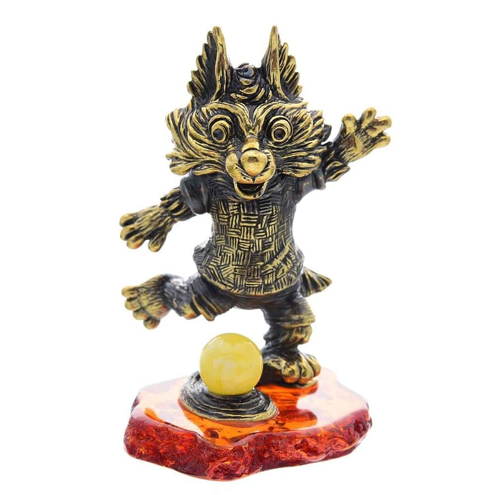 Статуэтка с янтарем «Футболист» - интернет магазин Русь Велика я 