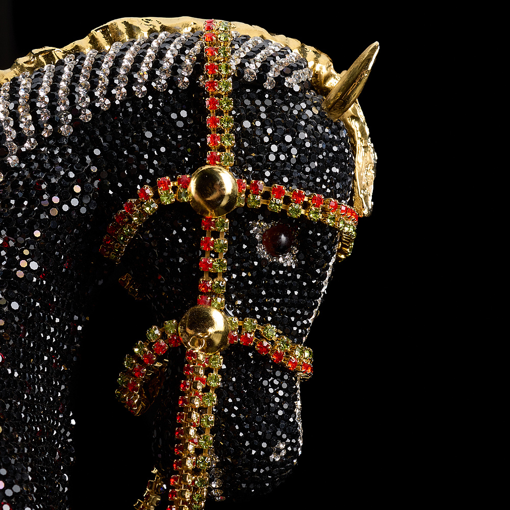 Символ 2026 года. Скульптура с хрустальными стразами «Лошадь Джет» - интернет магазин Русь Велика я фото 8