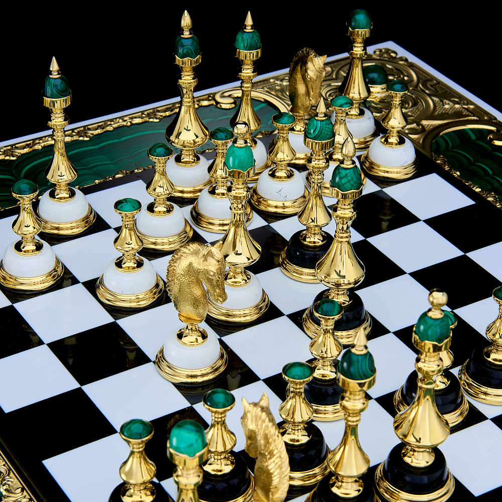 Шахматы «Баталия» в ларце из малахита 54х54 см. Златоуст - интернет магазин Русь Велика я фото 11