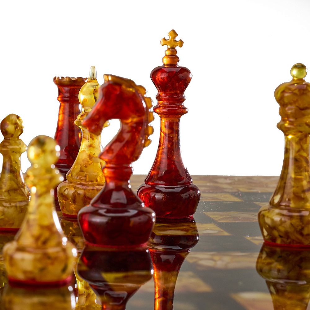Шахматы с инкрустацией и фигурами из янтаря «Тело Платона» 46х46 см - интернет магазин Русь Велика я фото 7