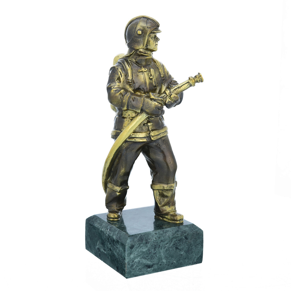 Бронзовая статуэтка «Пожарный» - интернет магазин Русь Велика я 