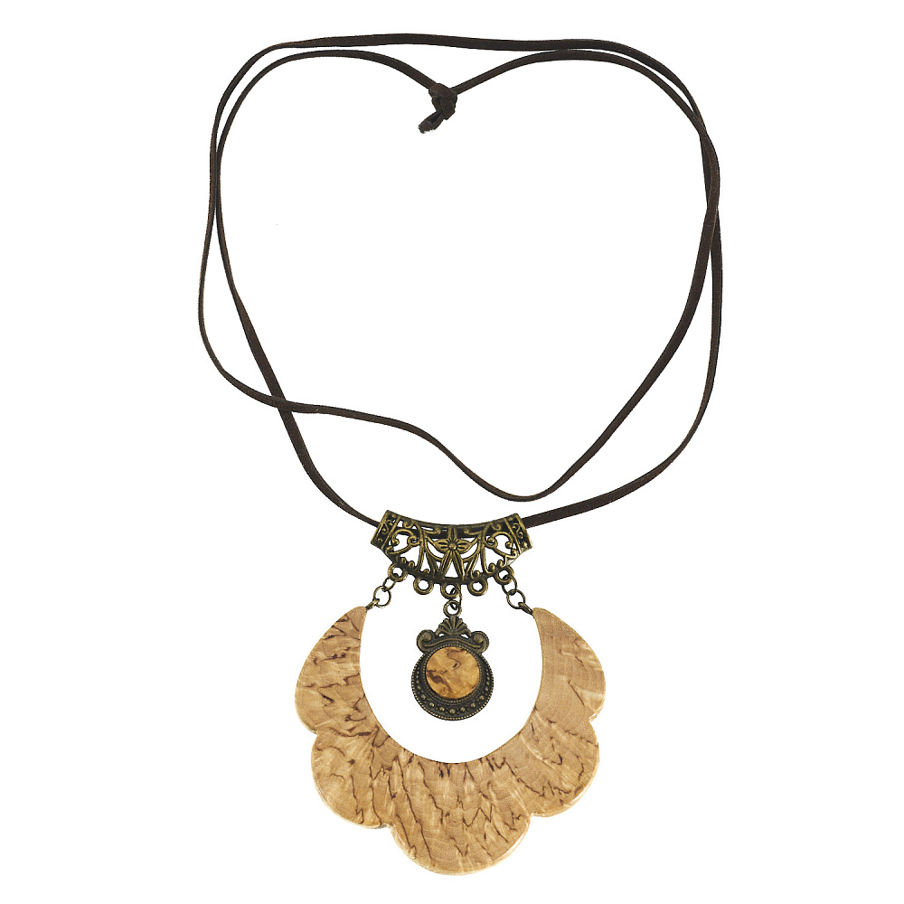 Кулон из карельской березы «Лунница» - интернет магазин Русь Велика я 