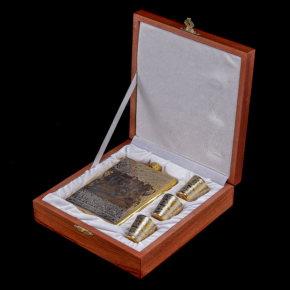 Питейный набор с флягой «Охотничий. Волки». Златоуст - интернет магазин Русь Велика я фото 7