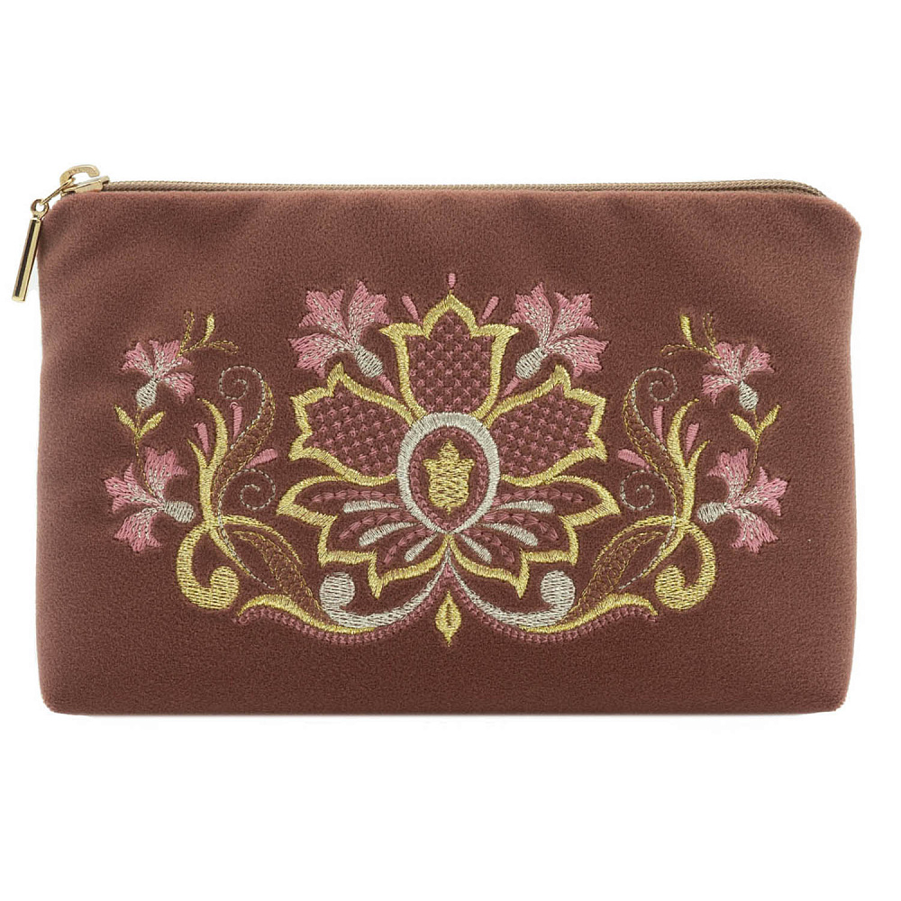 Косметичка «Аромат васильков». Тамно-розовая с вышивкой - интернет магазин Русь Велика я фото 1