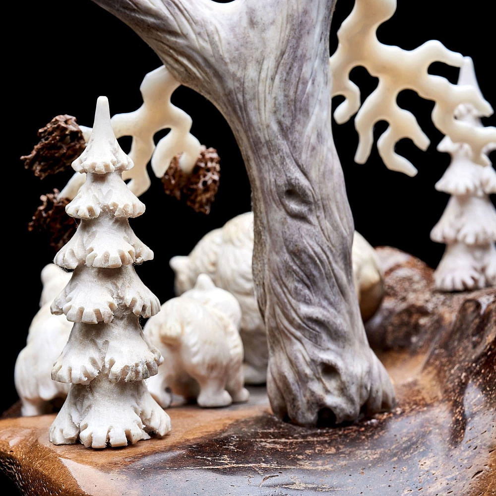 Скульптура из рога лося «Медведи на рыбалке» - интернет магазин Русь Велика я фото 4