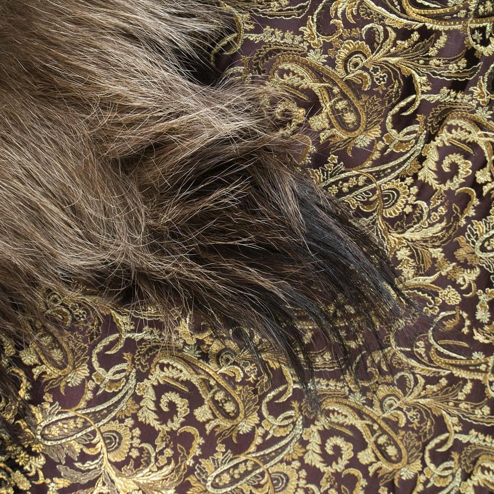 Покрывало меховое из шкур росомах - интернет магазин Русь Велика я фото 4